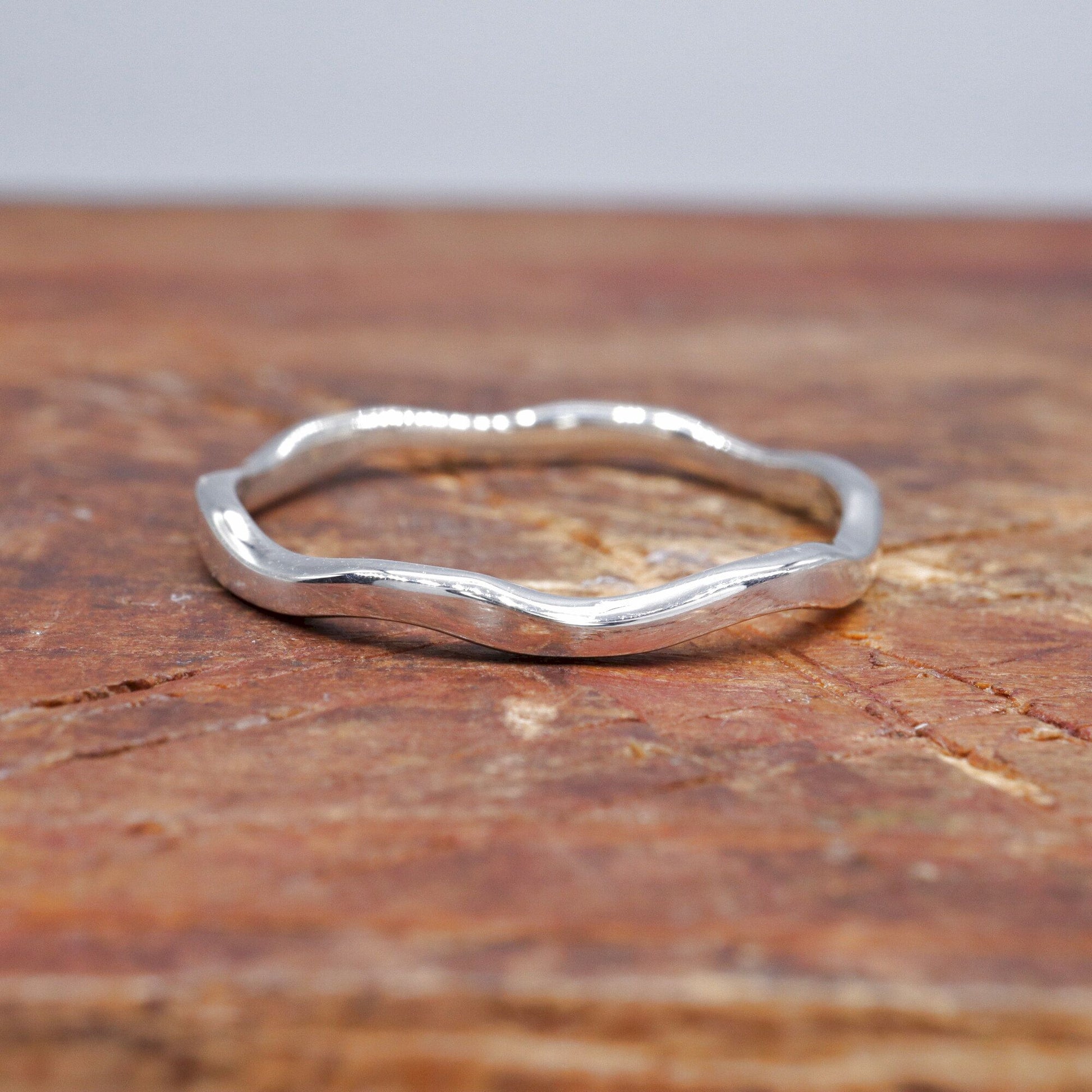 Silver Celtic Wave Scottish narrow wedding ring - Gretna Green Wedding Rings