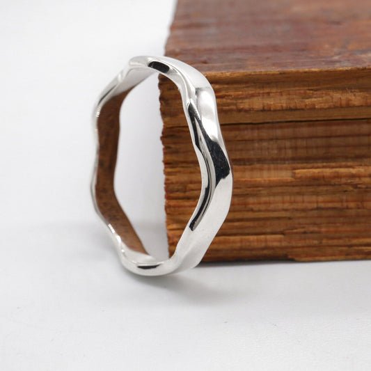 Celtic Wave white gold flat Scottish wedding ring - Gretna Green Wedding Rings