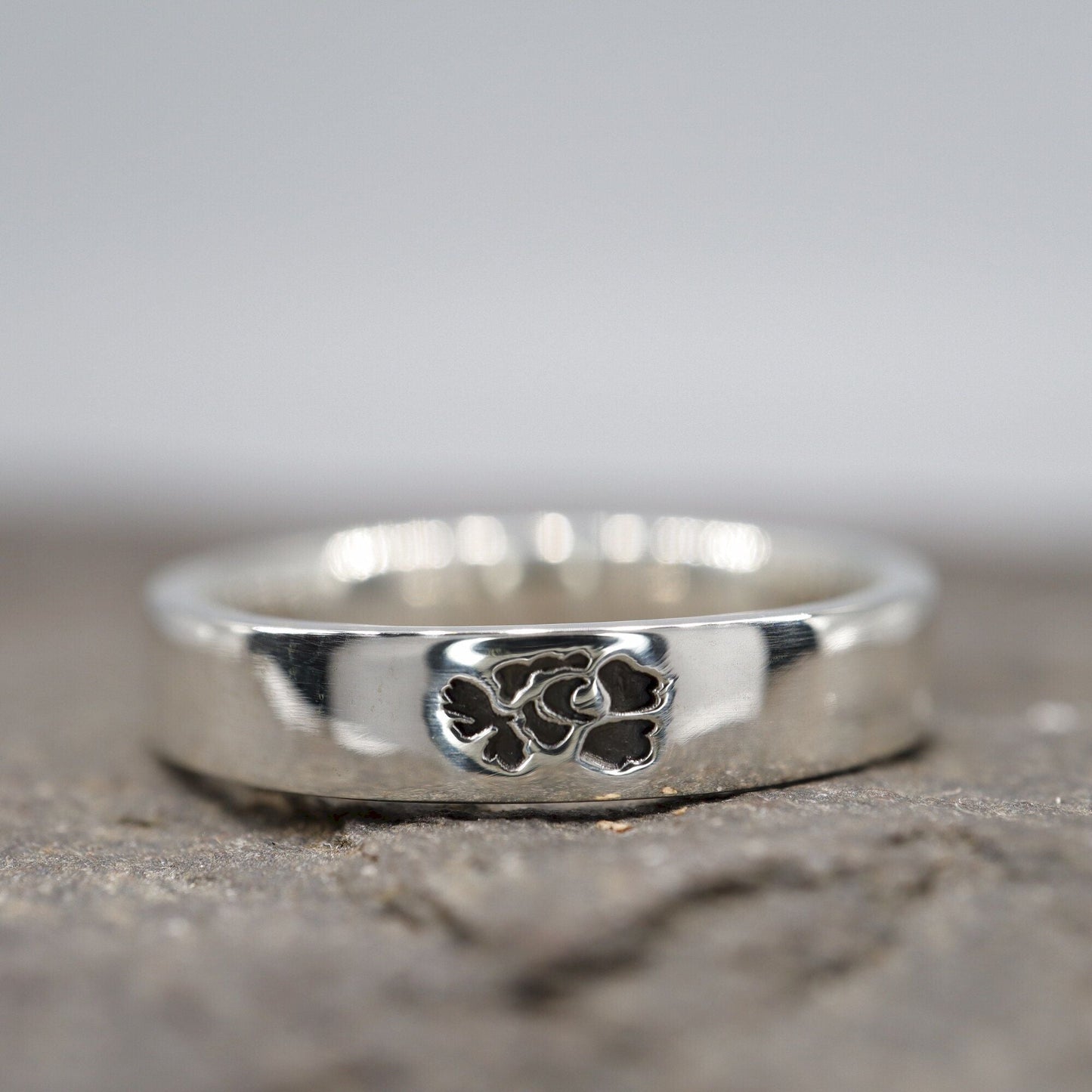 Silver flat wedding ring 3mm to 4mm English Rose narrow band. - Gretna Green Wedding Rings