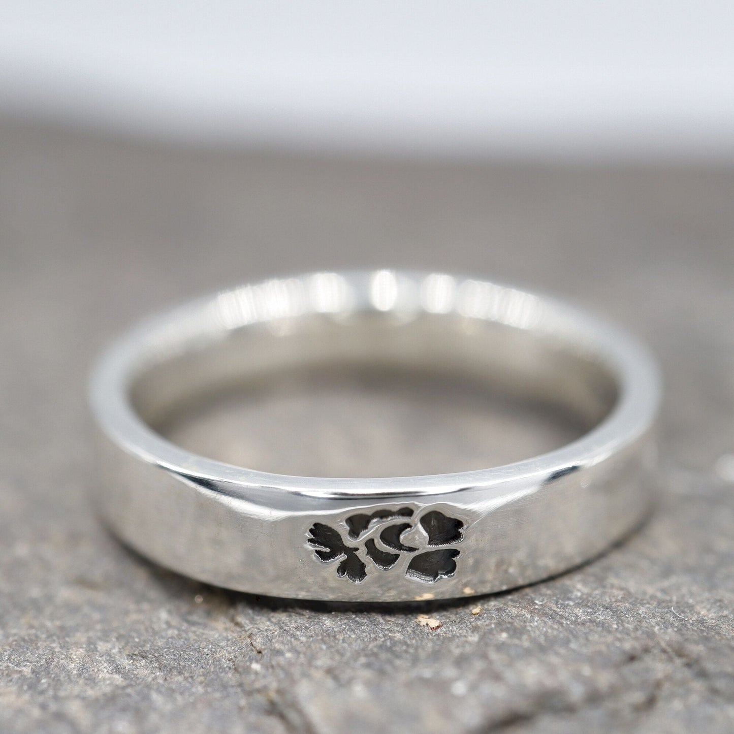 Silver flat wedding ring 3mm to 4mm English Rose narrow band. - Gretna Green Wedding Rings