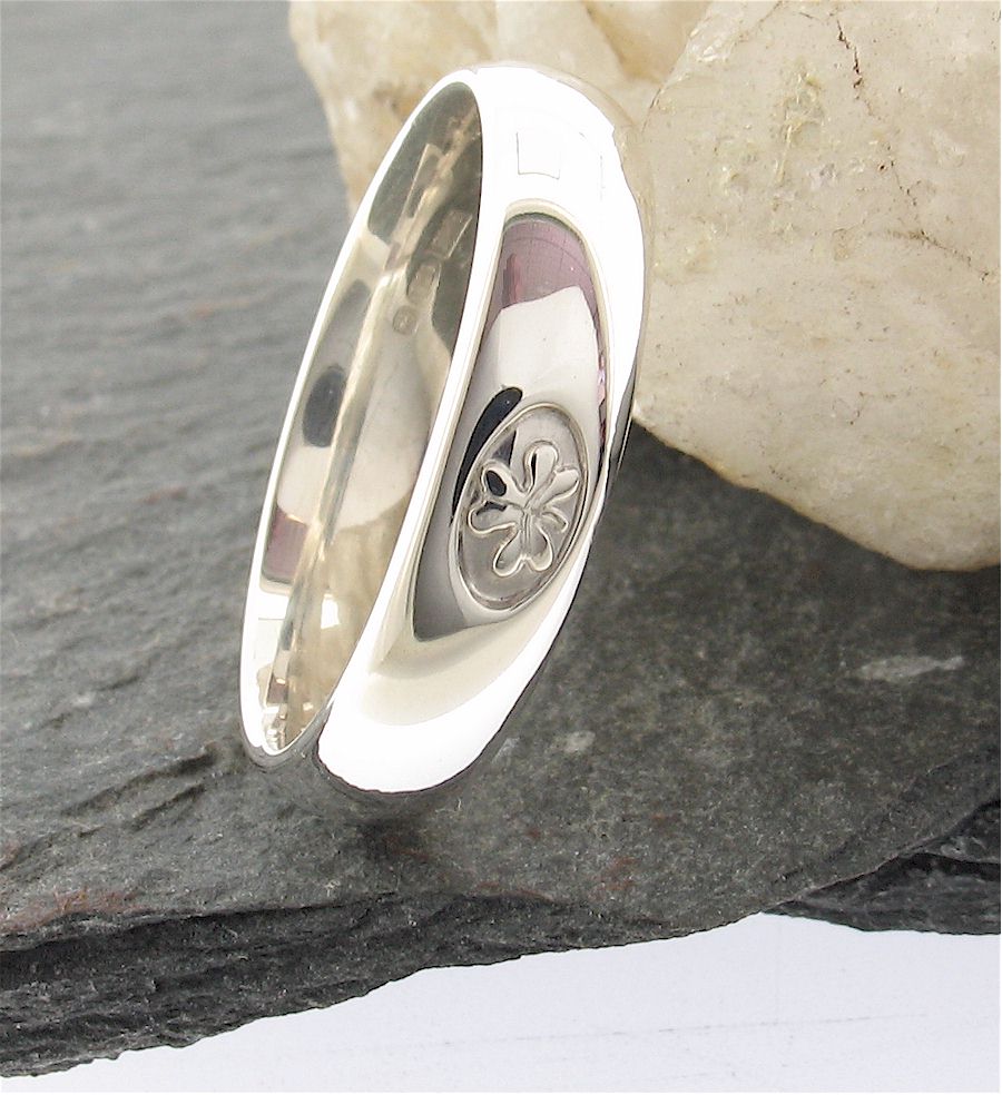 Irish Shamrock white gold wedding ring - Gretna Green Wedding Rings