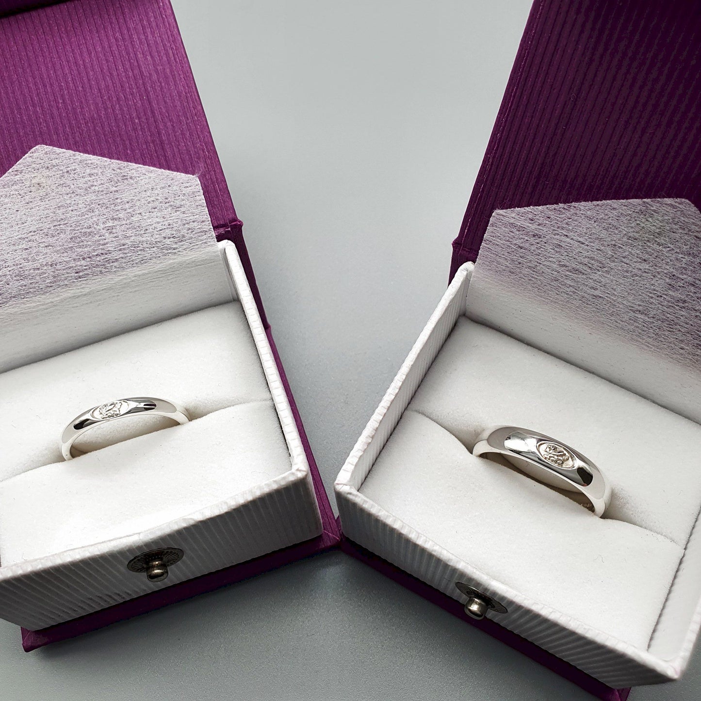 Welsh Dragon silver matching wedding ring set, 3mm and 4mm - Gretna Green Wedding Rings