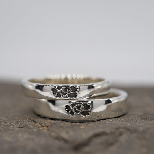 English Rose 3mm and 4mm silver wedding ring set - Gretna Green Wedding Rings