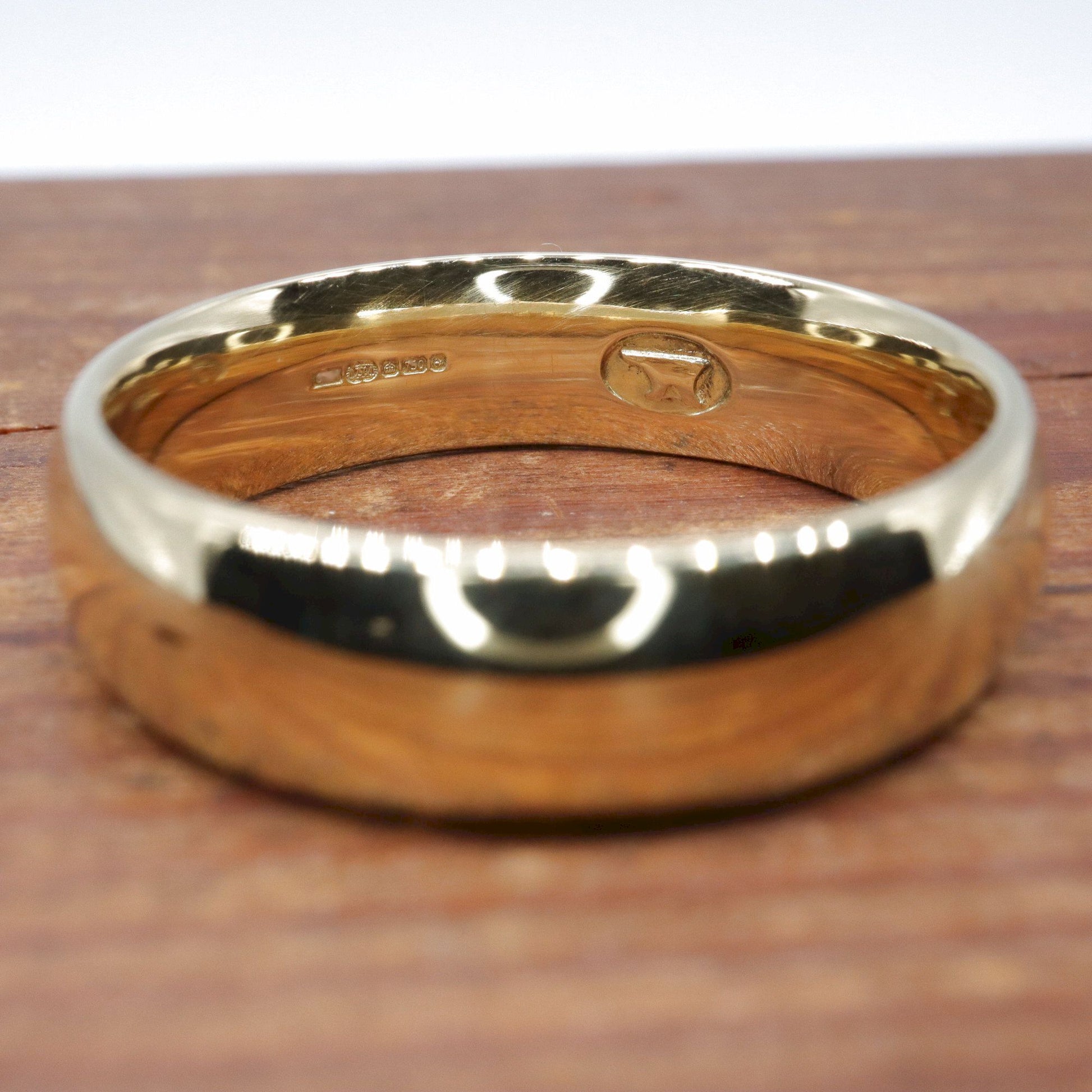 Secret Gold Gretna Wedding Ring - Gretna Green Wedding Rings