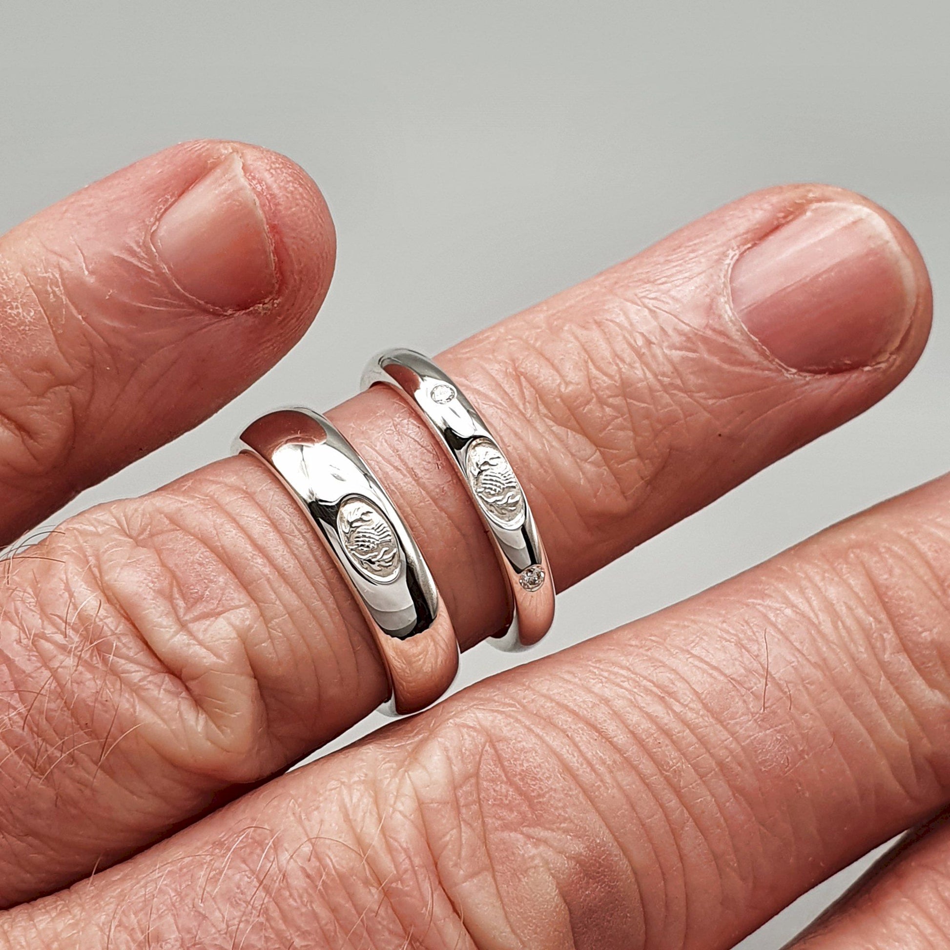 Diamond Scottish Thistle wedding ring sets. - Gretna Green Wedding Rings