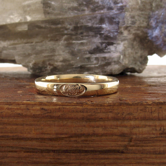One Scottish Thistle 3mm and one Irish Shamrock 4mm 9ct yellow gold wedding rings size M - Gretna Green Wedding Rings