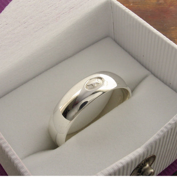 Platinum wedding ring 7mm to 8mm Gretna Green mens wide court - Gretna Green Wedding Rings