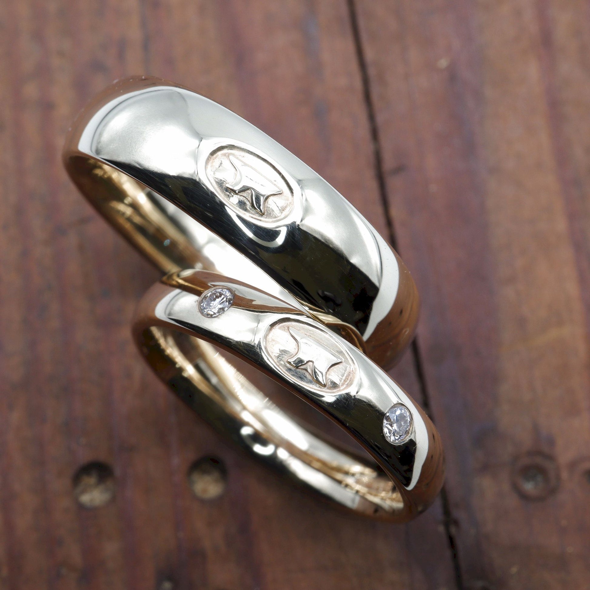Gretna Green Anvil matching 18ct gold ring set, 4mm diamond and 6mm classic - Gretna Green Wedding Rings