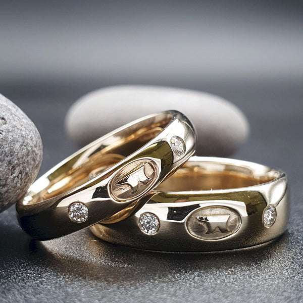 Gretna Green diamond matching gold ring set, 4mm and 6mm - Gretna Green Wedding Rings