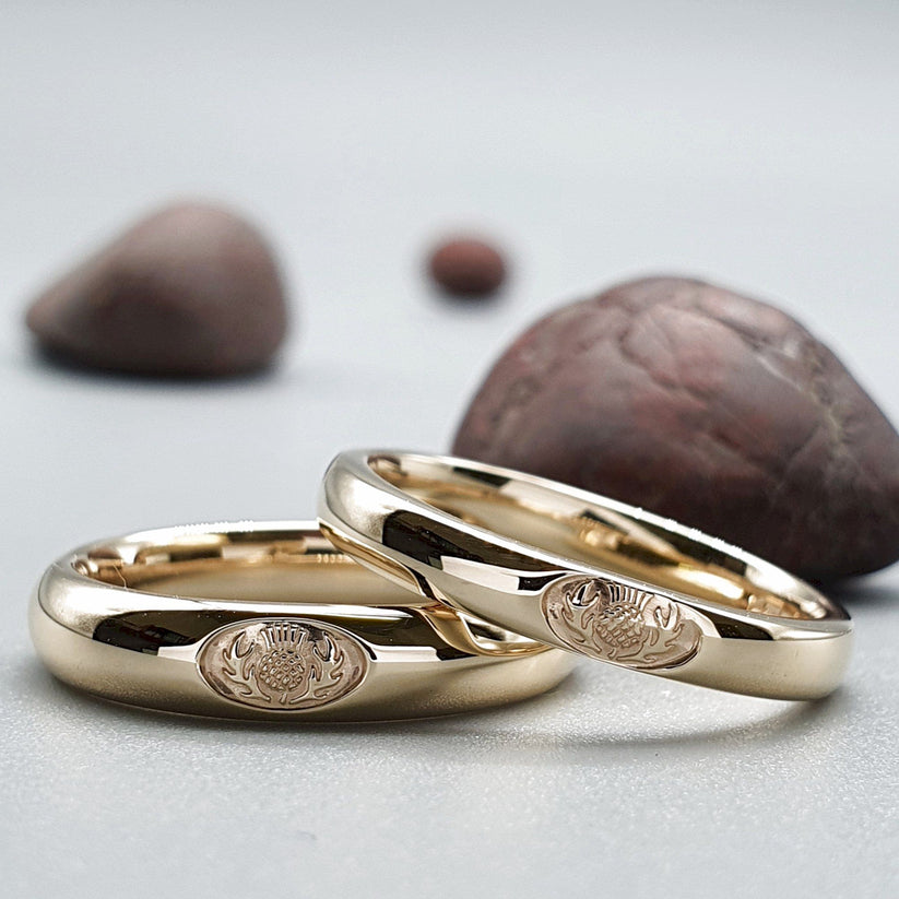 Scottish 3 & 4mm gold narrow matching ring set – Gretna Green Wedding Rings