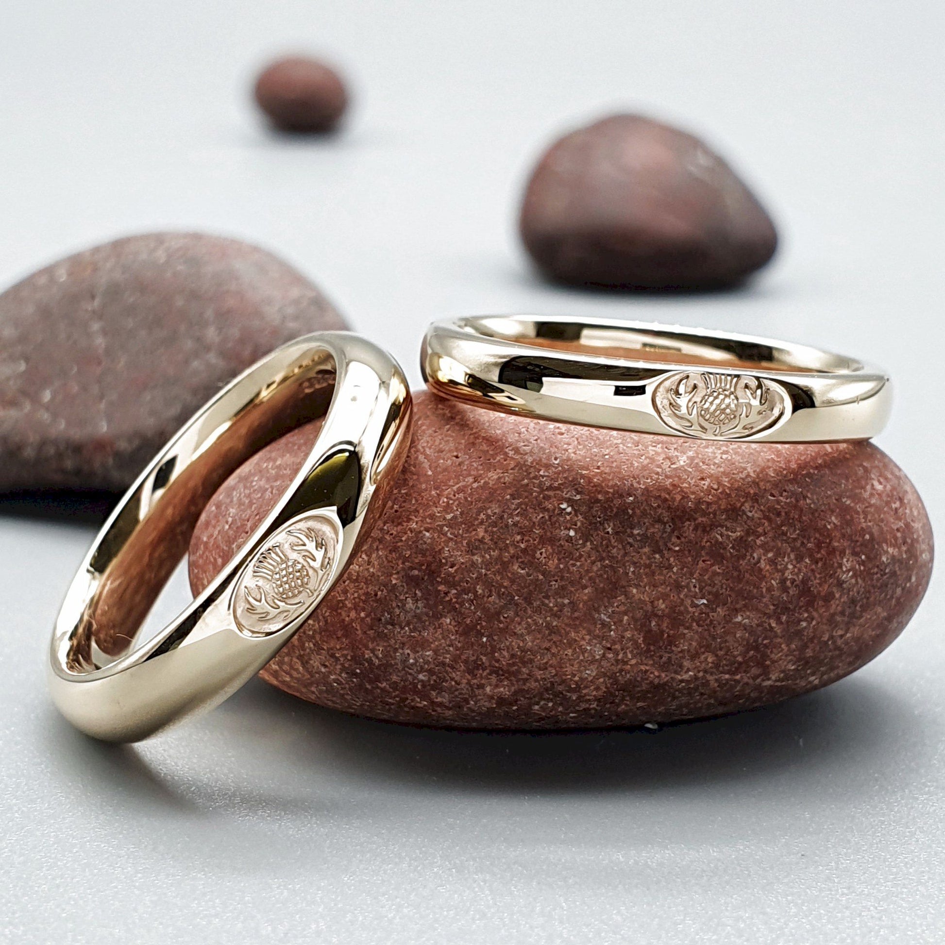 Scottish matching narrow gold ring set, 3mm and 4mm - Gretna Green Wedding Rings