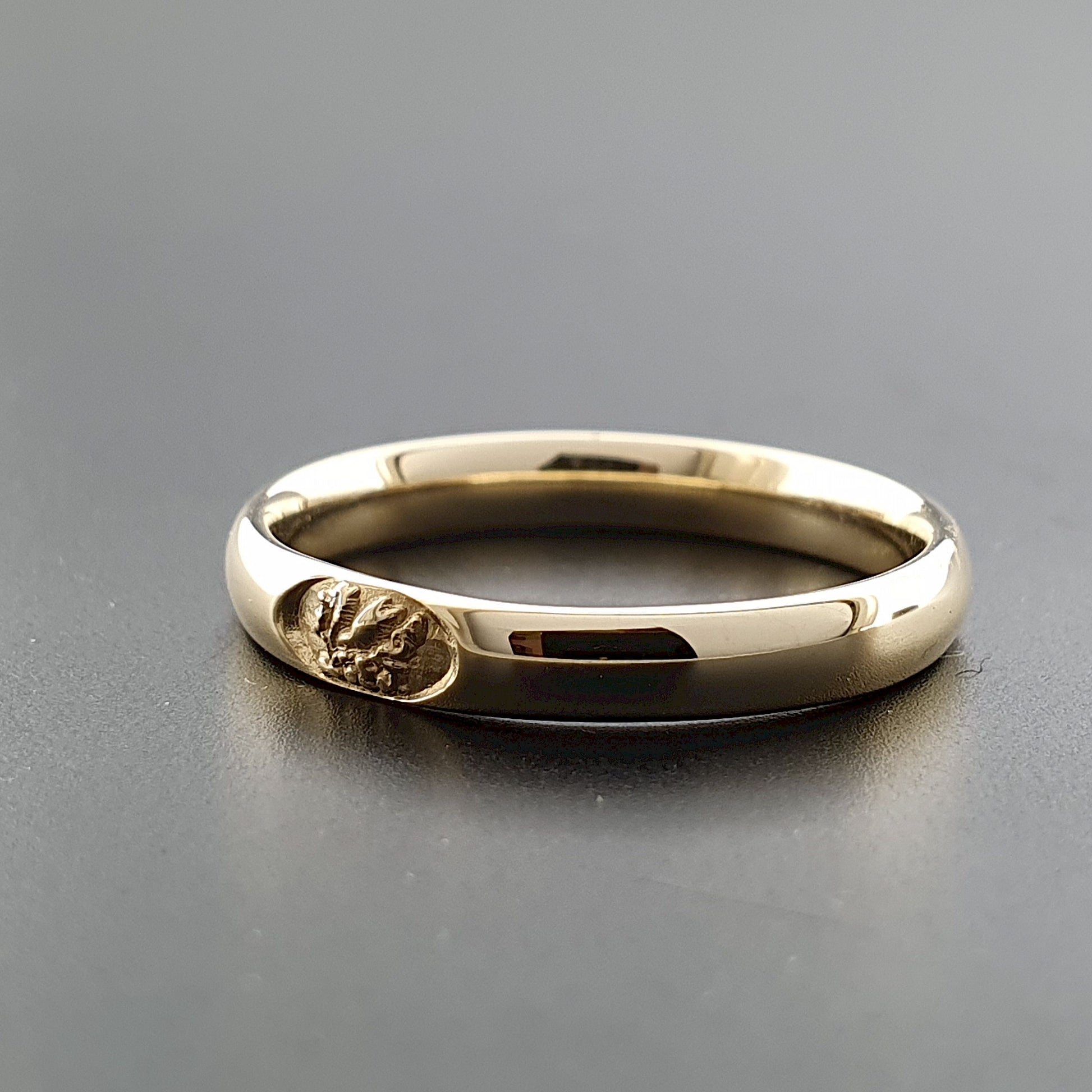 Welsh narrow gold wedding ring - Gretna Green Wedding Rings