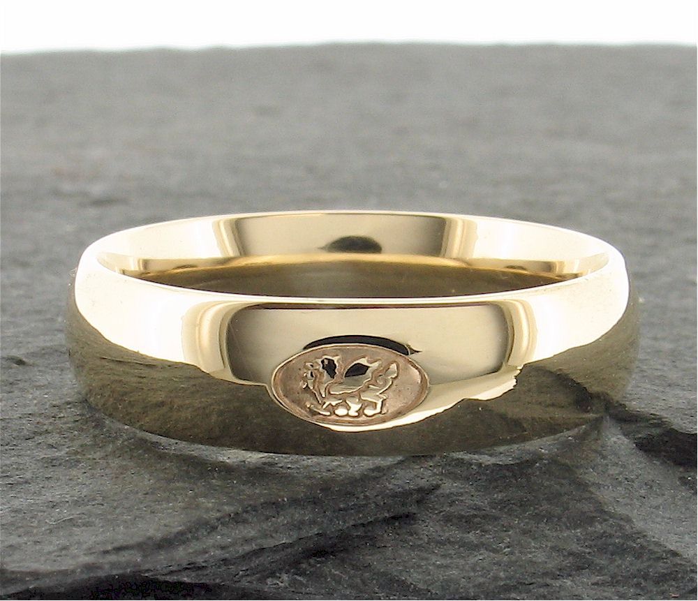 Welsh Design Gold Rings Welsh wide gold wedding ring – Gretna Green Wedding Rings